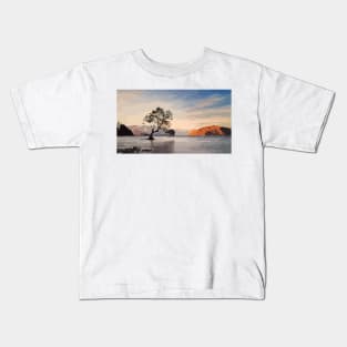 Wanaka Tree Digital Painting Kids T-Shirt